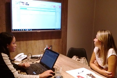 Sala de reunião com treinamento do Mercantis, na sede da Tanis